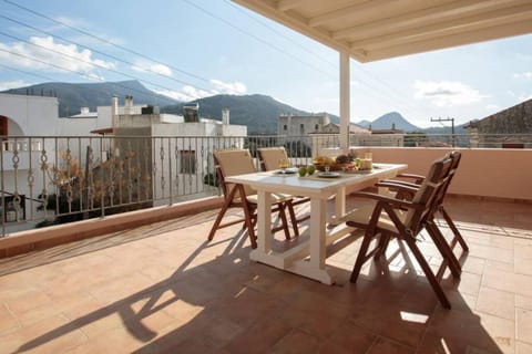 Naxos Chalkion Beautiful Detsis House with jacuzzi House in Naxos, Naxos and Lesser Cyclades, Greece