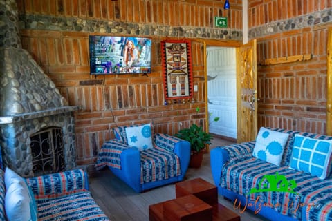 Watzara Wasi Cottage Familiar Camprestre Y Lofts en Cotacachi Casa di campagna in Cotacachi