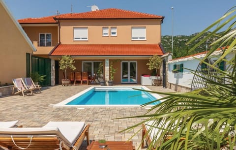 Villa Zara with heated Hydromassage-Pool Moradia in Split-Dalmatia County