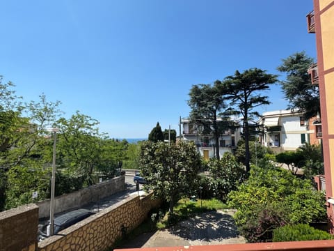 La Magnolia Apartment in Piano di Sorrento