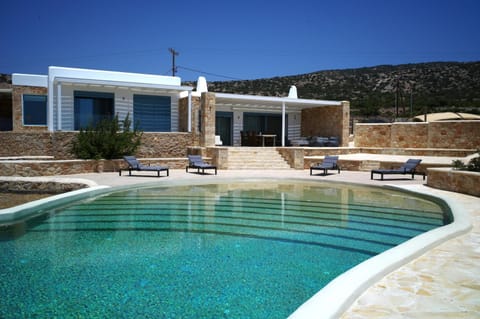 Property building, Pool view, Swimming pool