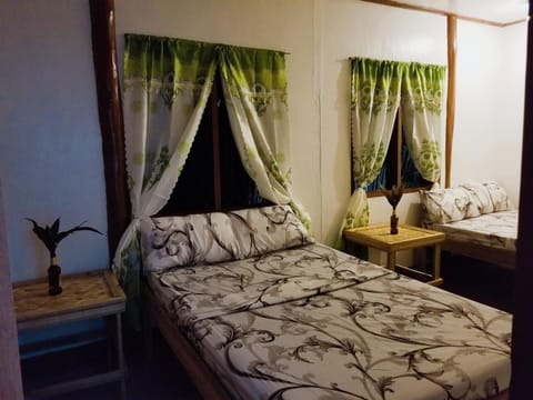 FN-LAR's Budget rooms Vacation rental in El Nido