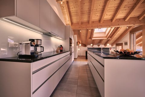 Coffee/tea facilities, Kitchen or kitchenette