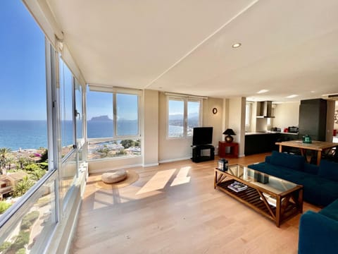 Living room, Sea view