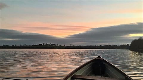 Emy Lake Apartment - near Castle Leslie, Glaslough Apartment in Northern Ireland