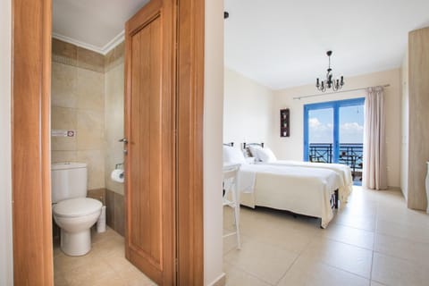 Bathroom, Photo of the whole room