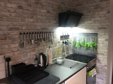 Kitchen or kitchenette, Dining area, kitchen