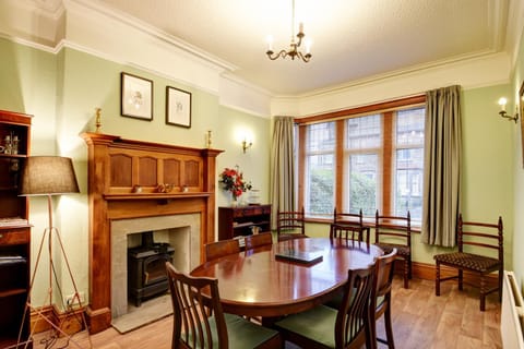 Dining area, Dinner