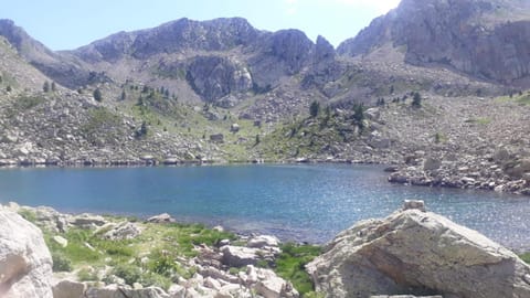 Natural landscape, Hiking, Lake view, Mountain view