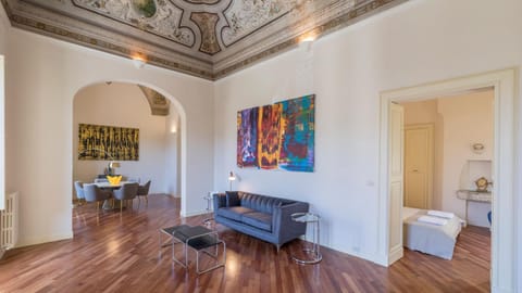 Palazzo Acquaviva - Il Giardino Sospeso Apartment in Lecce