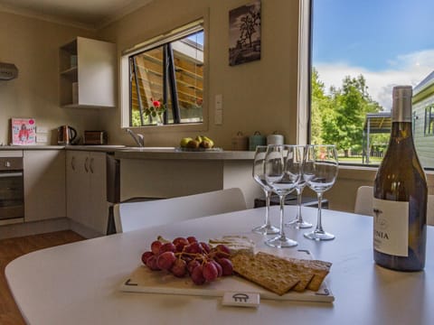 Escape on Alpine - Ohakune Holiday Home House in Ohakune