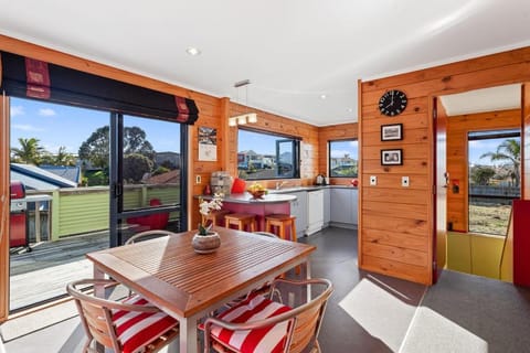 Ohope Sunshine Escape - Ohope Holiday Home Haus in Bay Of Plenty