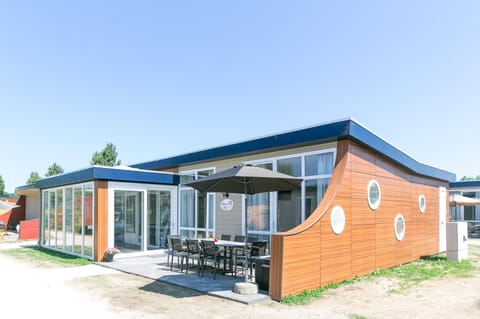 8p Luxe bungalow met serre Chalet in s-Gravenzande