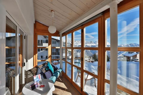 Winter, Balcony/Terrace, Mountain view