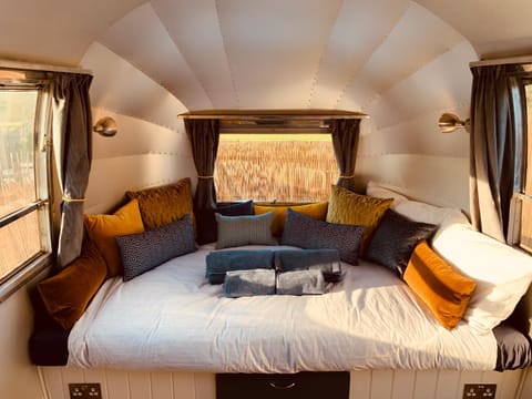 Vintage 1962 airstream Apartment in West Oxfordshire District