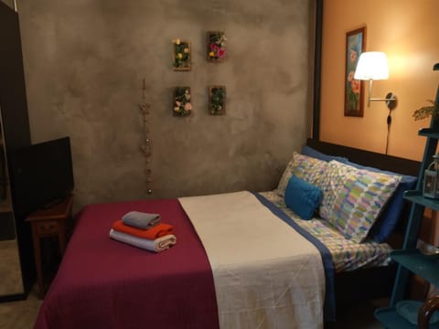 Cozy ground floor rooms at the heart of Jackson Heights Pensão in Jackson Heights