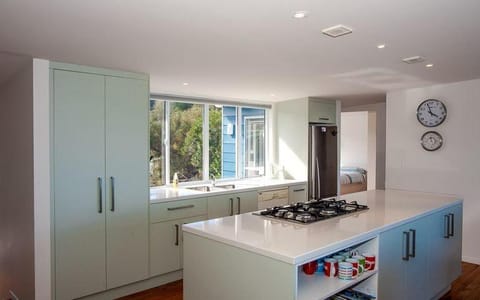 Shoreside - Tutukaka Holiday Home House in Northland