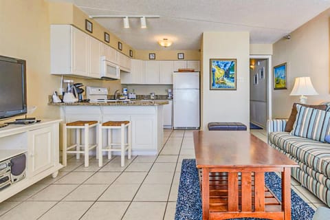 Emerald Skye Apartment in Orange Beach