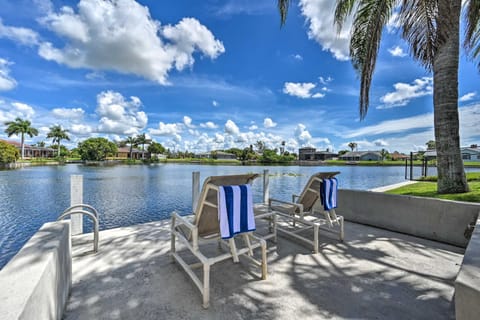 Canalfront Cape Coral Escape with Pool, Dock and Kayaks Haus in Cape Coral