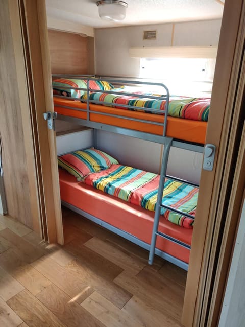 bunk bed