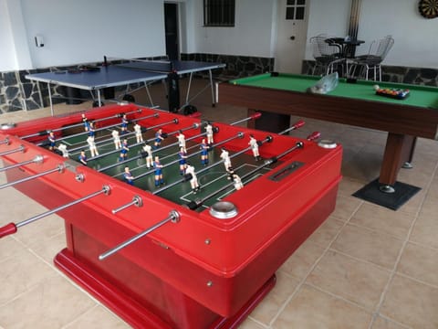 Billiard, Table tennis