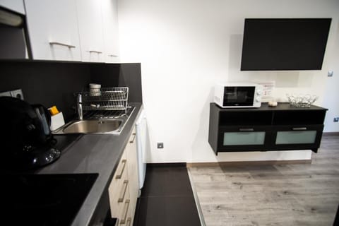 A L'Ombre du Pin - Spacious T3 Duplex near Disneyland and Paris, 1-6 Guests Apartment in Île-de-France