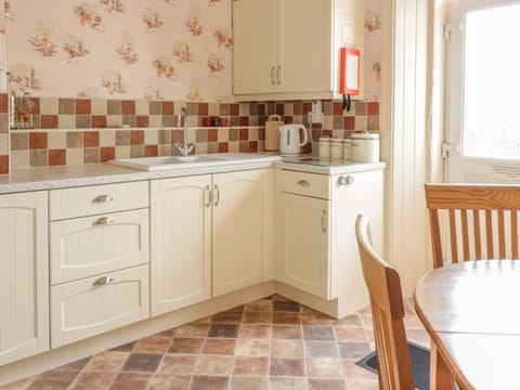 Tiore House in England