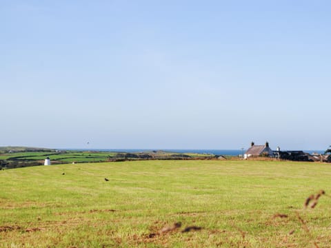 Ty ar Ben Bryn House in Aberffraw