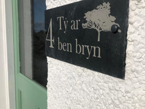 Ty ar Ben Bryn House in Aberffraw