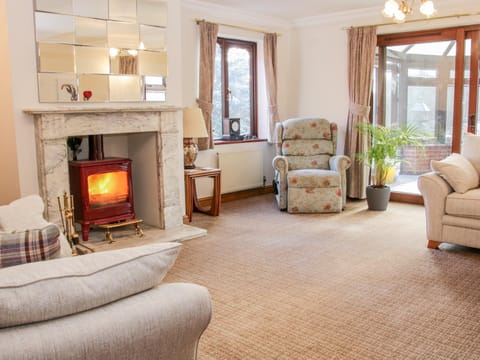 Court Farm House in Malvern Hills District