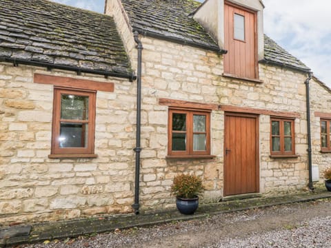 Chapel Cottage House in Stroud District