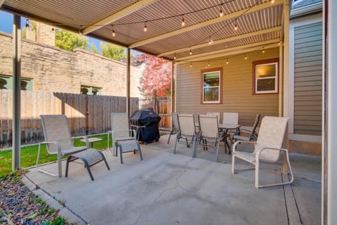 Charming Getaway, Walk to Windsor Lake and Downtown! Casa in Greeley