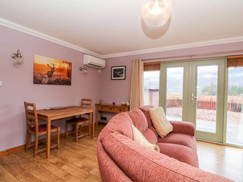 Little Tigh Clovelly House in Scotland