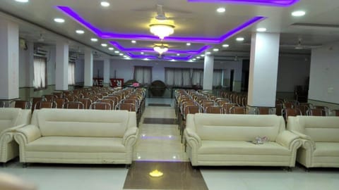 Banquet/Function facilities, Meeting/conference room