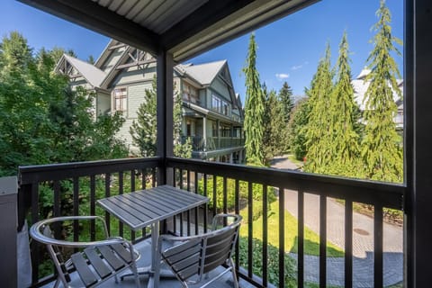 Stoney Creek Northstar by Whistler Premier Apartment in Whistler