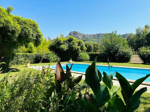 Day, Natural landscape, Garden, Garden view, Mountain view, Pool view, Swimming pool