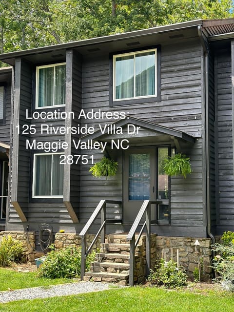 Veda Inn & Cottages Hotel in Maggie Valley