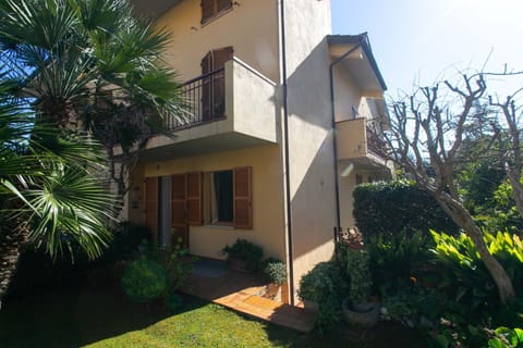 N43 - Numana, bilocale con giardino Apartamento in Numana