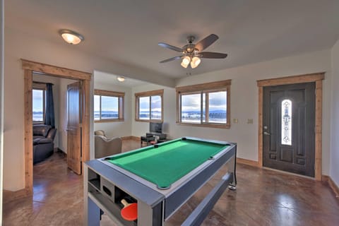 Fairplay Cabin with Pool Table, Deck and Mountain View House in Park County