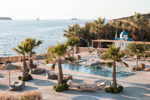 Pool view, Sea view