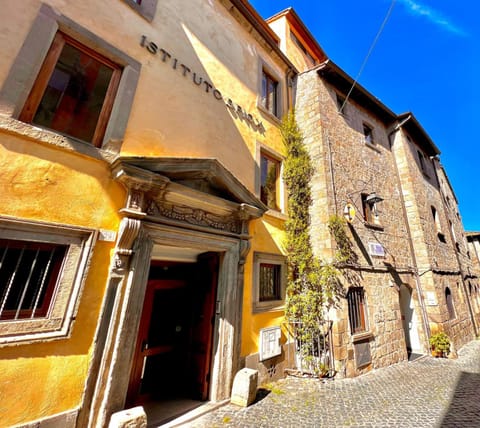 Property building, Facade/entrance, Street view