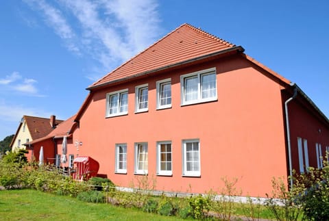 Ferienwohnungen Moenchgut und Ruegen Hotel in Mecklenburg-Vorpommern, Germany