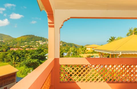 Patio, View (from property/room), Balcony/Terrace, City view, Garden view, Mountain view, Sea view, Quiet street view