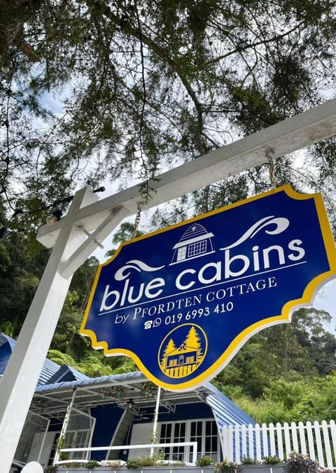 Blue Cabins By Pfordten Cottage Vacation rental in Tanah Rata