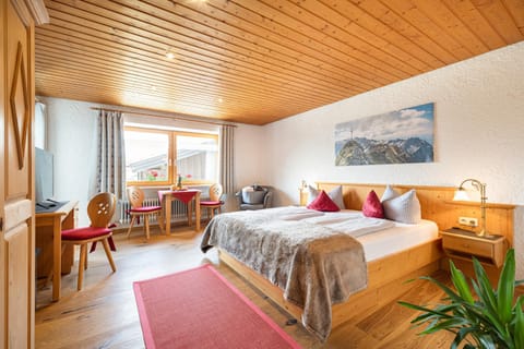 Familien- und Wellnesshotel "Landhaus Viktoria" Hotel in Oberstdorf