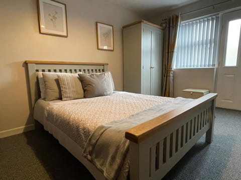 Westend Holiday Let 2 Brecon Maison in Llanfaes