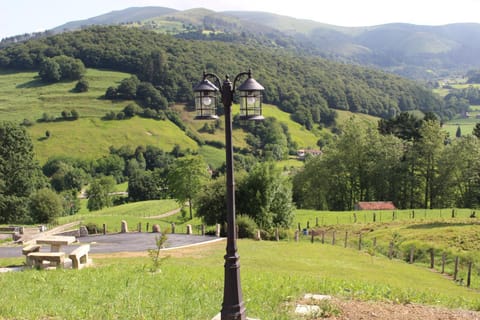 CABAÑA DE LA ABUELA DE SELAYA House in Cantabria