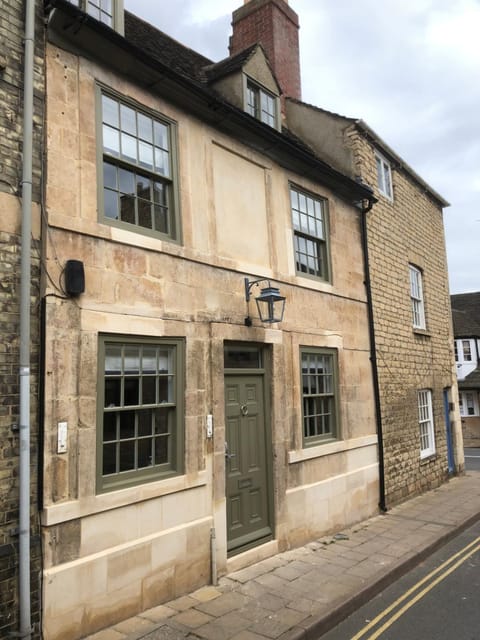 Facade/entrance, Street view