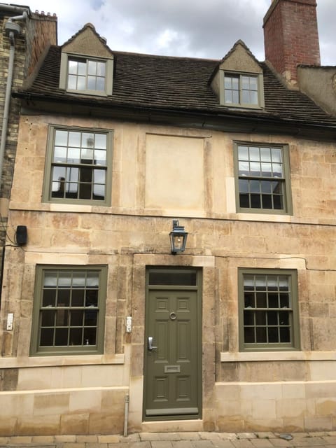 Number 6 Stamford - Boutique Grade II Listed Townhouse Haus in South Kesteven District