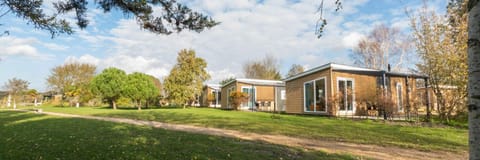 Welcome in - Chalet Vakantiepark Fort den Haak - huisdier toegestaan Chalet in Vrouwenpolder